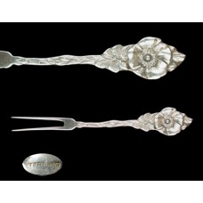 Sterling Silver Unknown Maker Floral Berry Fork